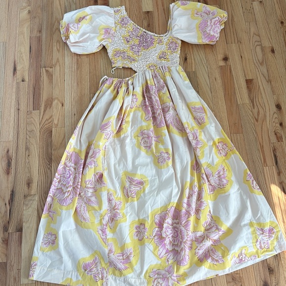 FREE PEOPLE KALINA MIDI LENGTH DRESS 100% COTTON SMALL SMOCKED FLORAL - Picture 2 of 6